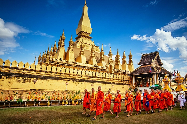 viaggio-dei-patrimoni-in-laos-vietnam-e-cambogia-20-giorni-con-estensione-mare-hoi-an